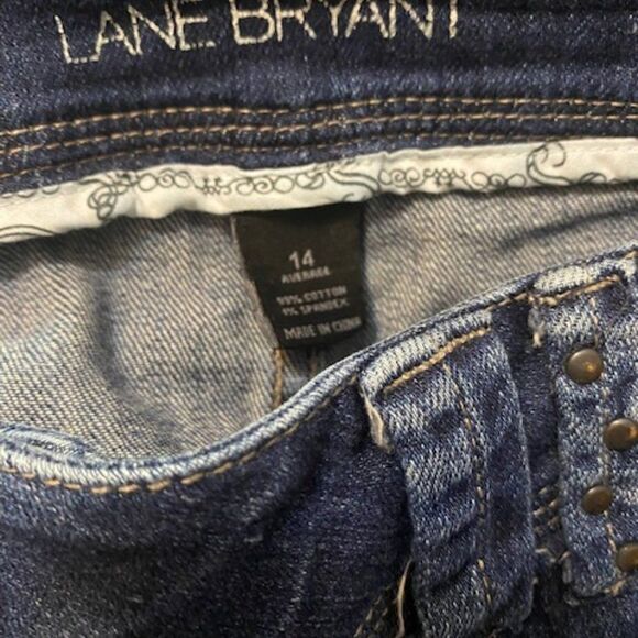 Lane Bryant distressed 5 pocket flare jeans, size 14 - Picture 3 of 3